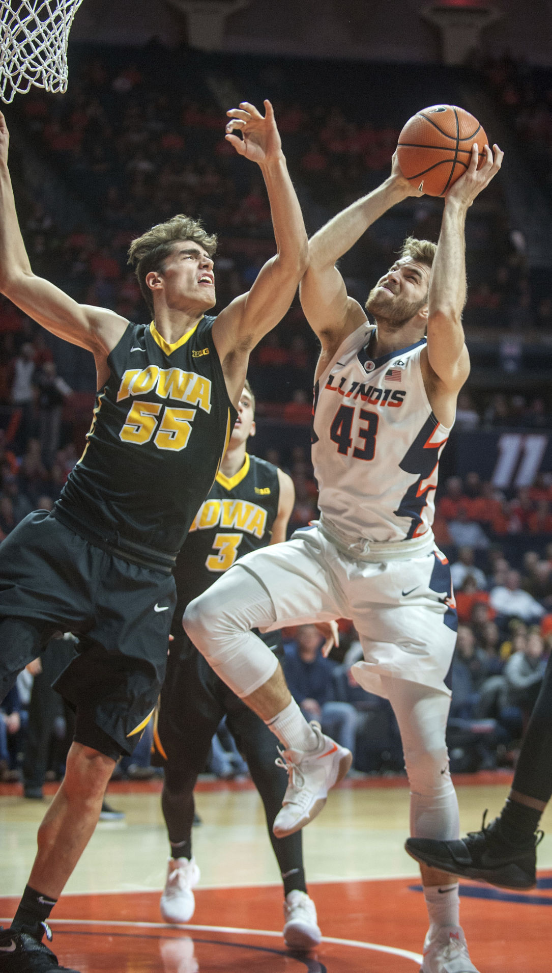 Iowa Illinois Basketball
